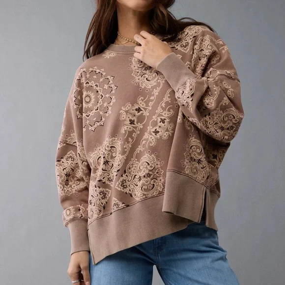 AMERICAN EAGLE AE Big Hug Crew Neck Sweatshirt - Picture 1 of 10